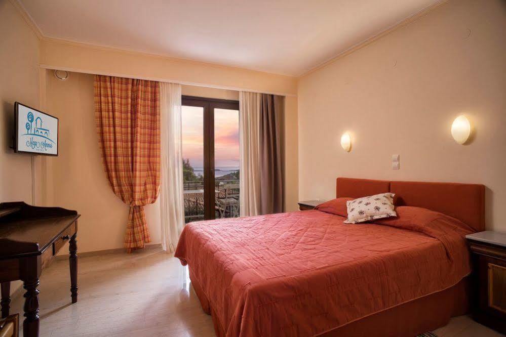 Mega Ammos Hotel Sívota Esterno foto